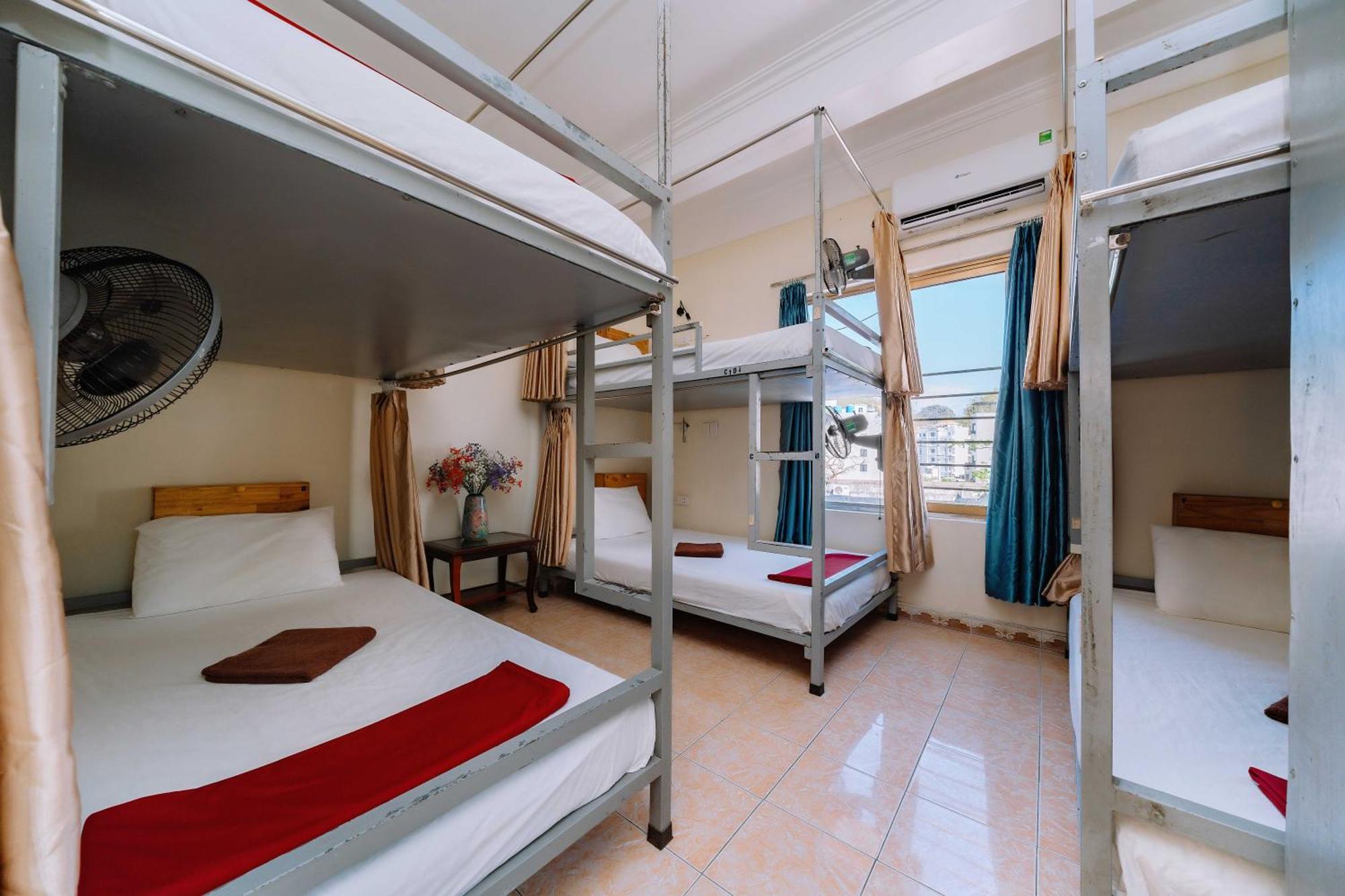 Luna'S House Hostel Chan Chau Екстериор снимка