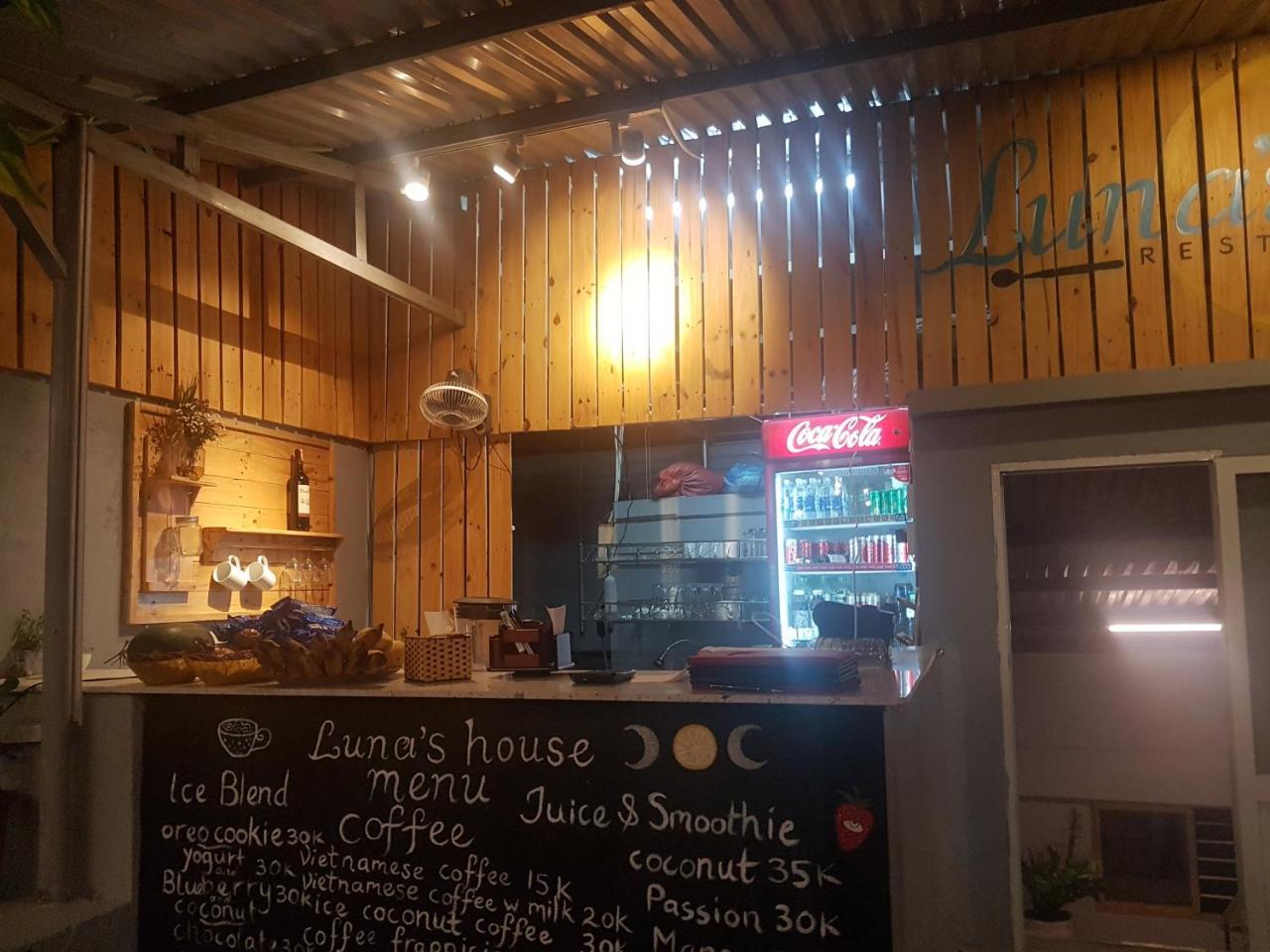 Luna'S House Hostel Chan Chau Екстериор снимка